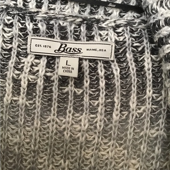 Sweater - Picture 2 of 4